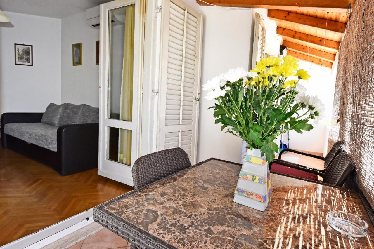 Apartment Nikola Poreč Exterior foto